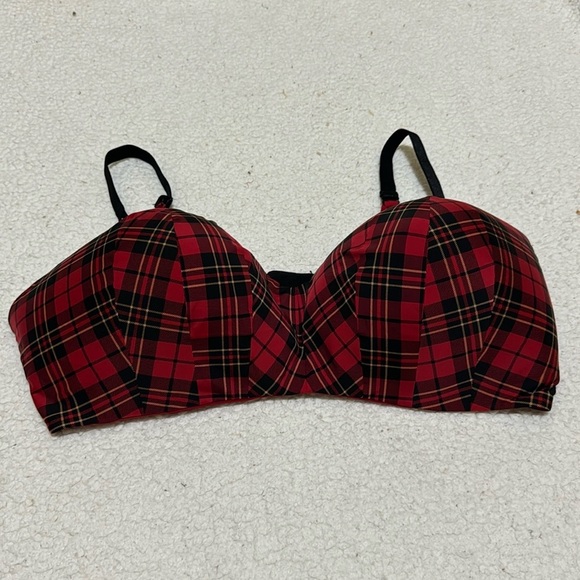 Torrid dream wire free lightly lined Bra Size 44G - Picture 2 of 8